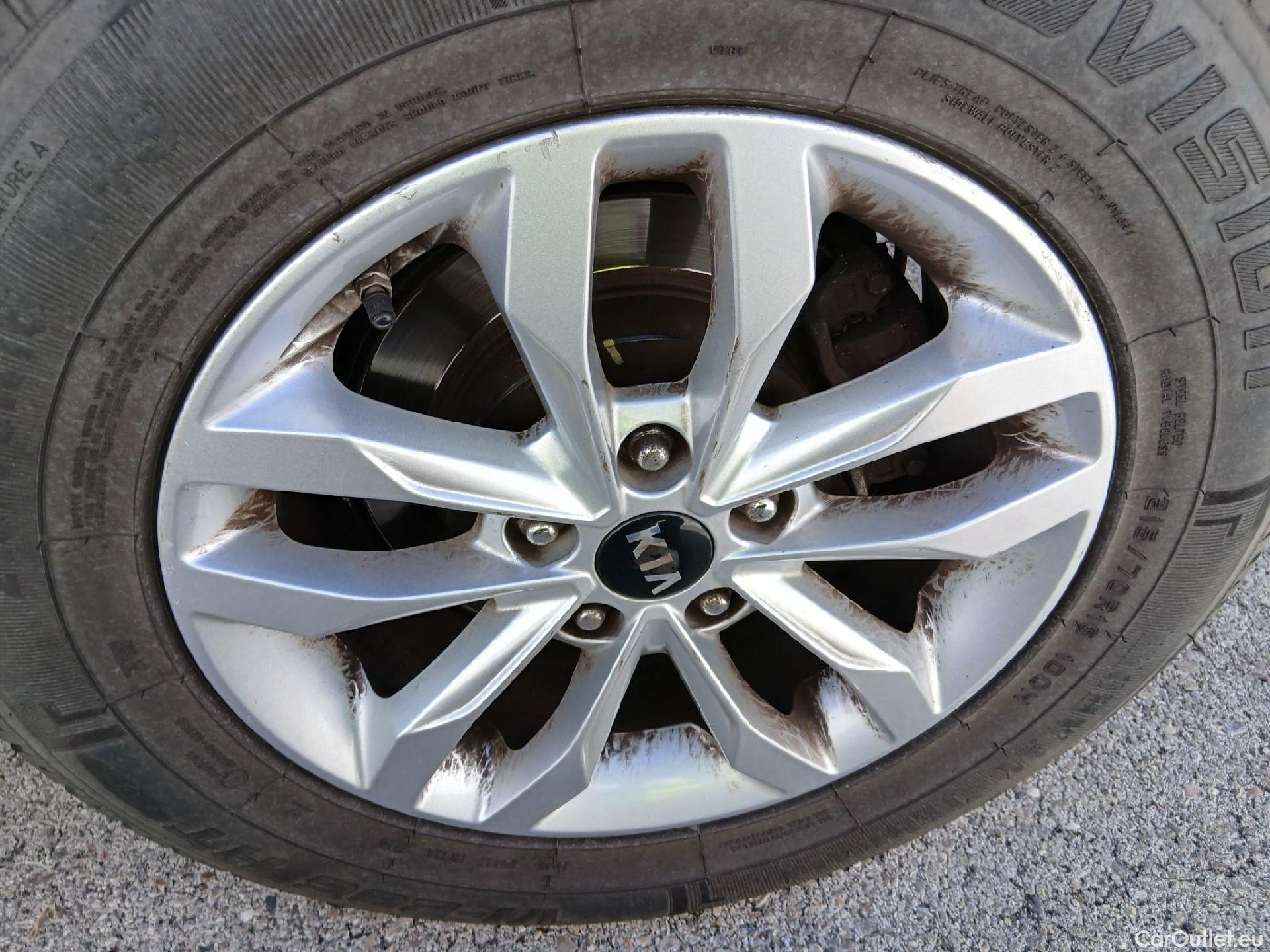  KIA  Sportage KIA  / 2018 / 5P / todoterreno 1.6 MHEV Business 85kW (115CV) 4x2 #13