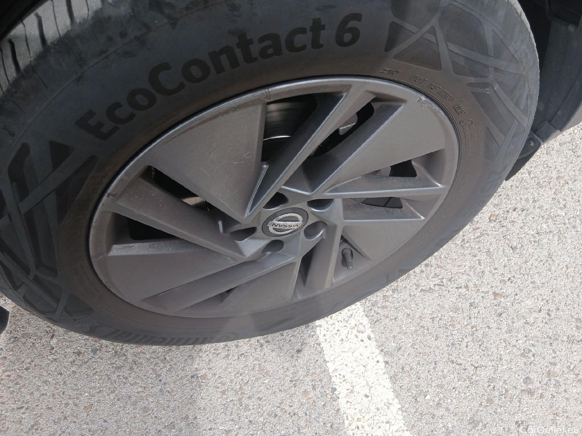  Nissan  Qashqai NISSAN  / 2021 / 5P / todoterreno DIG-T 103kW (140CV) mHEV 4x2 Acenta #46