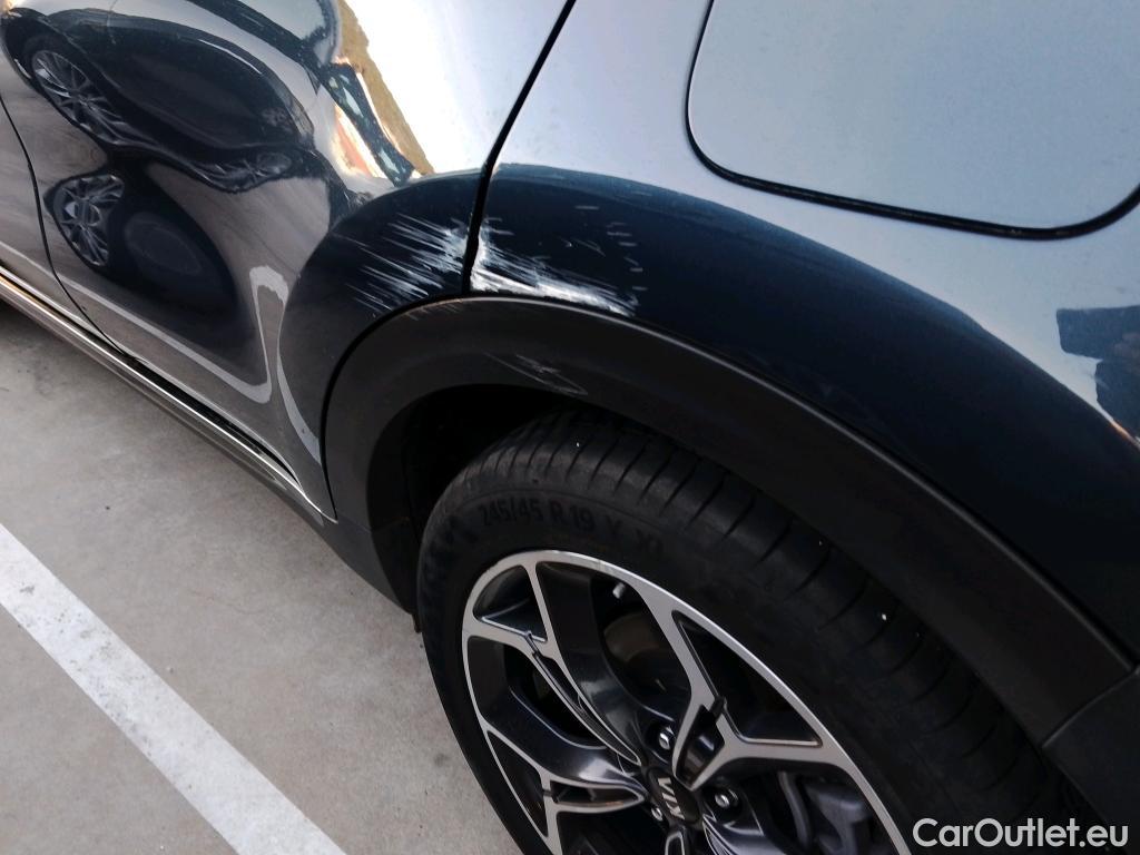  KIA  Sportage KIA  / 2018 / 5P / todoterreno 1.6 CRDi 100kW GT Line Essential DCT 4x2 #51