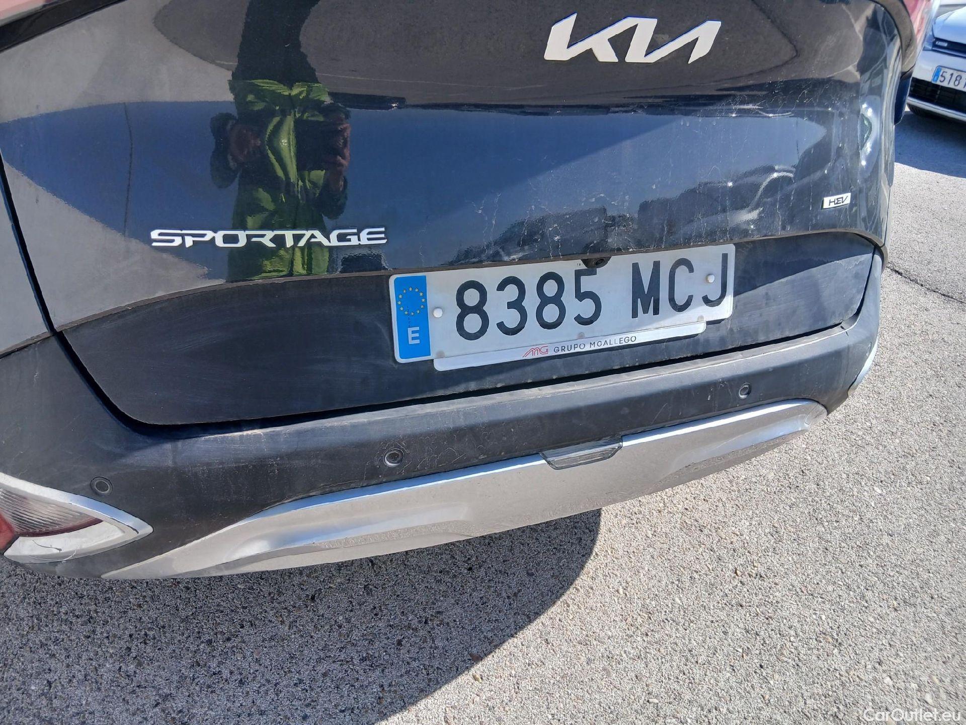  KIA  Sportage KIA  / 2022 / 5P / todoterreno 1.6 T-GDi HEV 171kW (230CV) Drive 4X2 #18