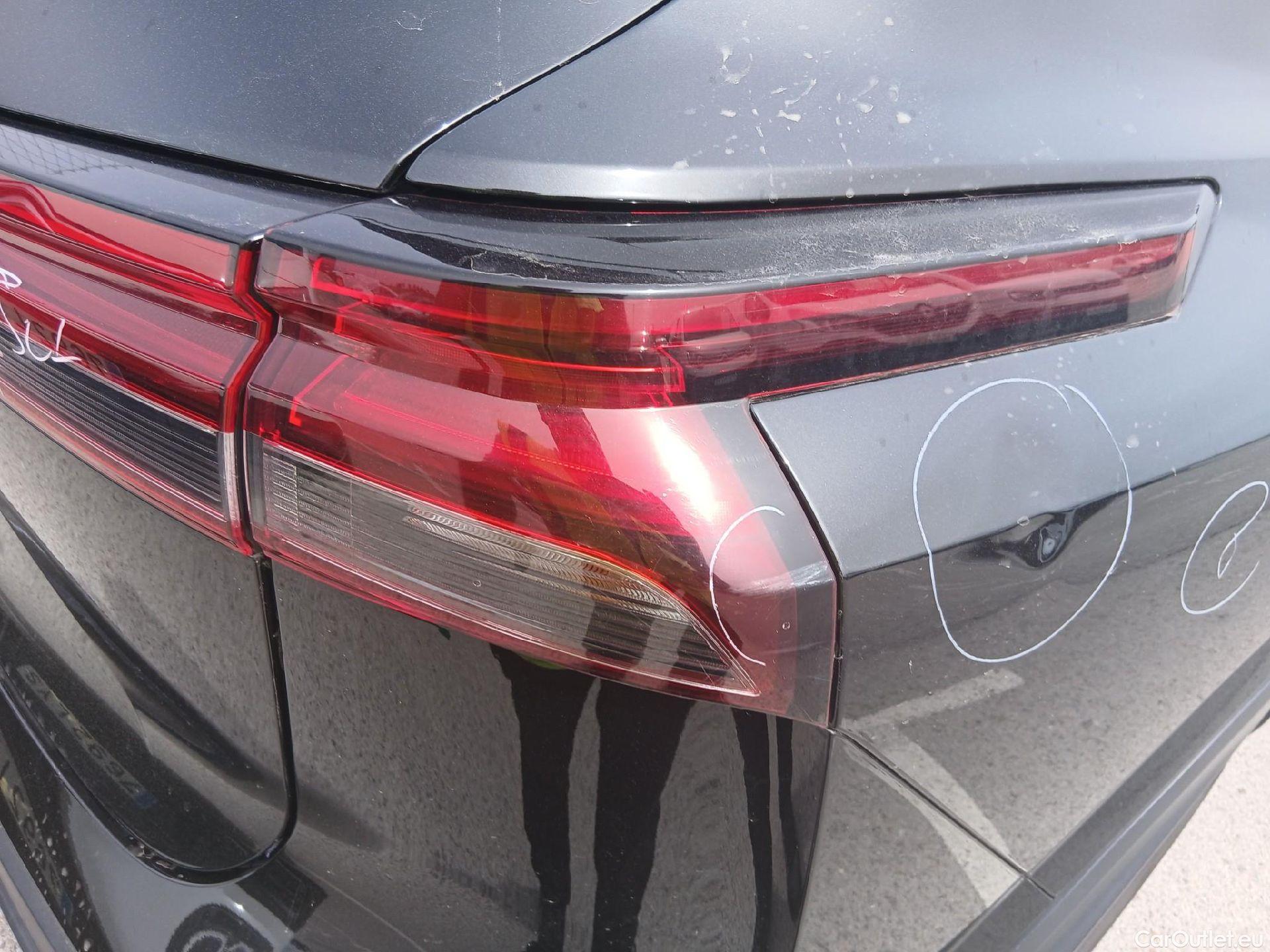  Nissan  Qashqai NISSAN  / 2021 / 5P / todoterreno DIG-T 103kW (140CV) mHEV 4x2 Acenta #33