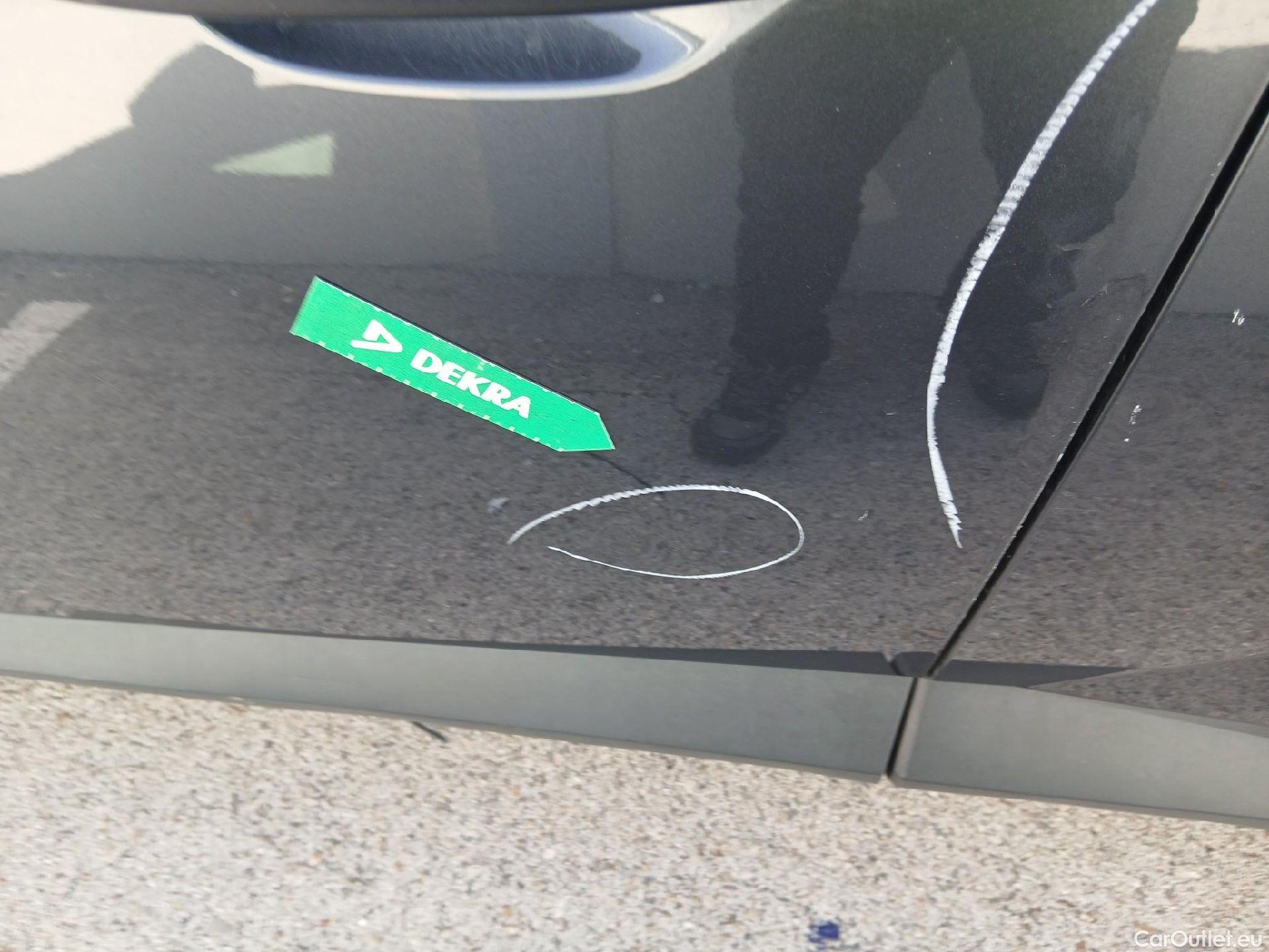  Hyundai  Tucson HYUNDAI  / 2020 / 5P / todoterreno 1.6 TGDI PHEV 195kW Tecno Sky Auto 4x4 #17