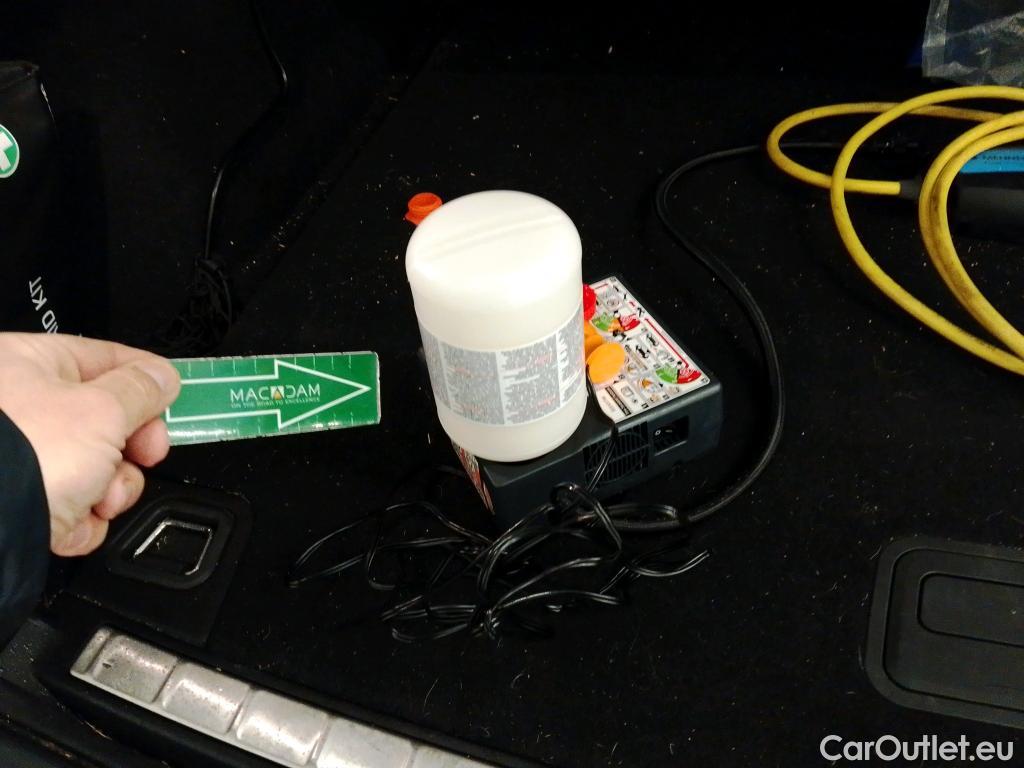  Volvo  XC60 VOLVO  / 2017 / 5P / todoterreno 2.0 T8 AWD Inscription Auto #6