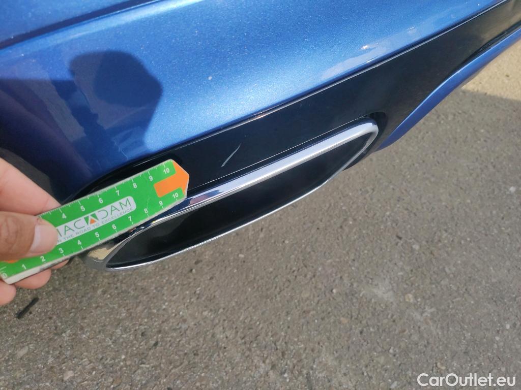  Volvo  XC60 VOLVO  / 2017 / 5P / todoterreno 2.0 T8 AWD R-Design Auto #22