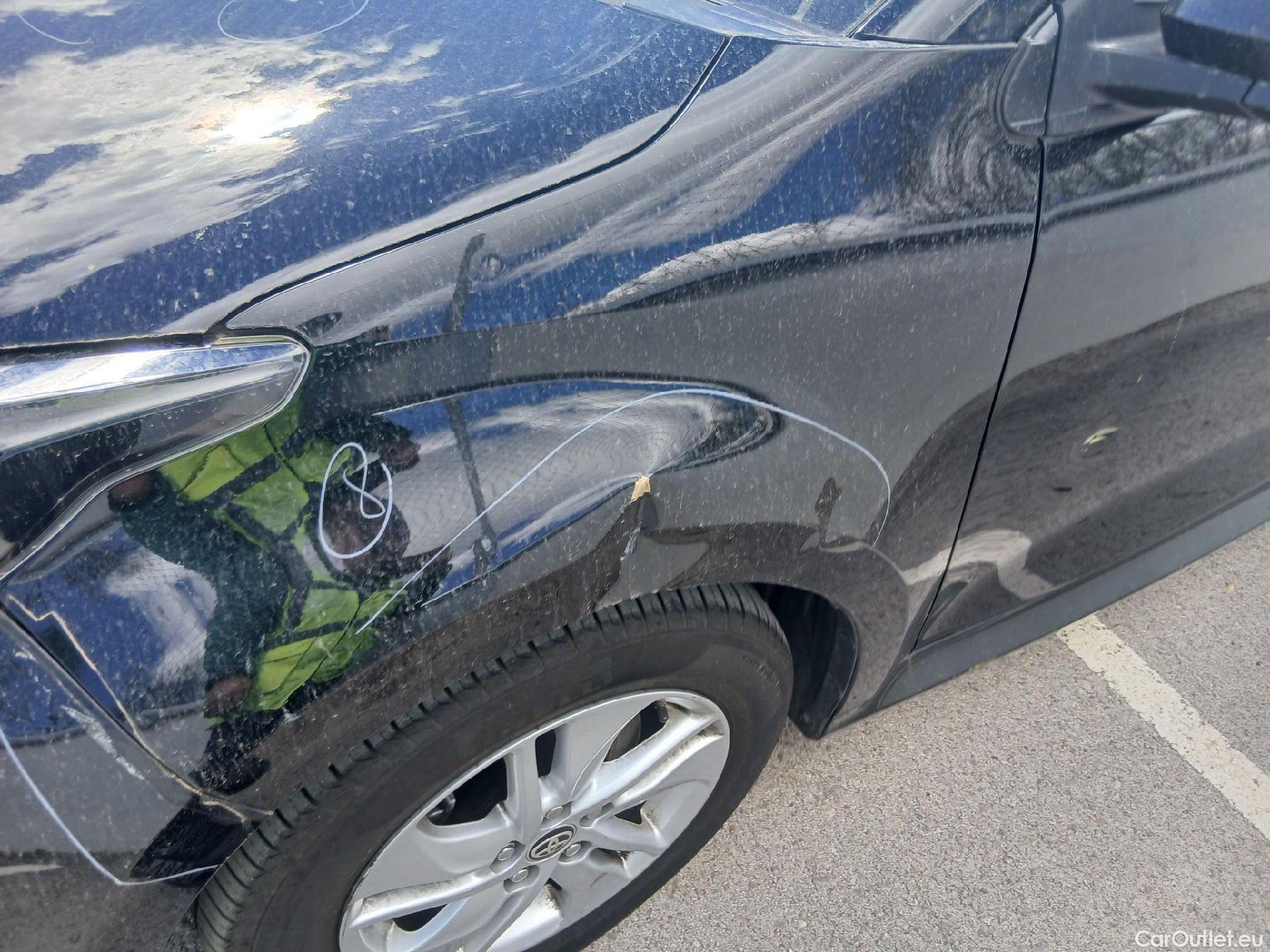  Toyota  Yaris TOYOTA  / 2020 / 5P / berlina con portón 1.5 120H Active Tech #8