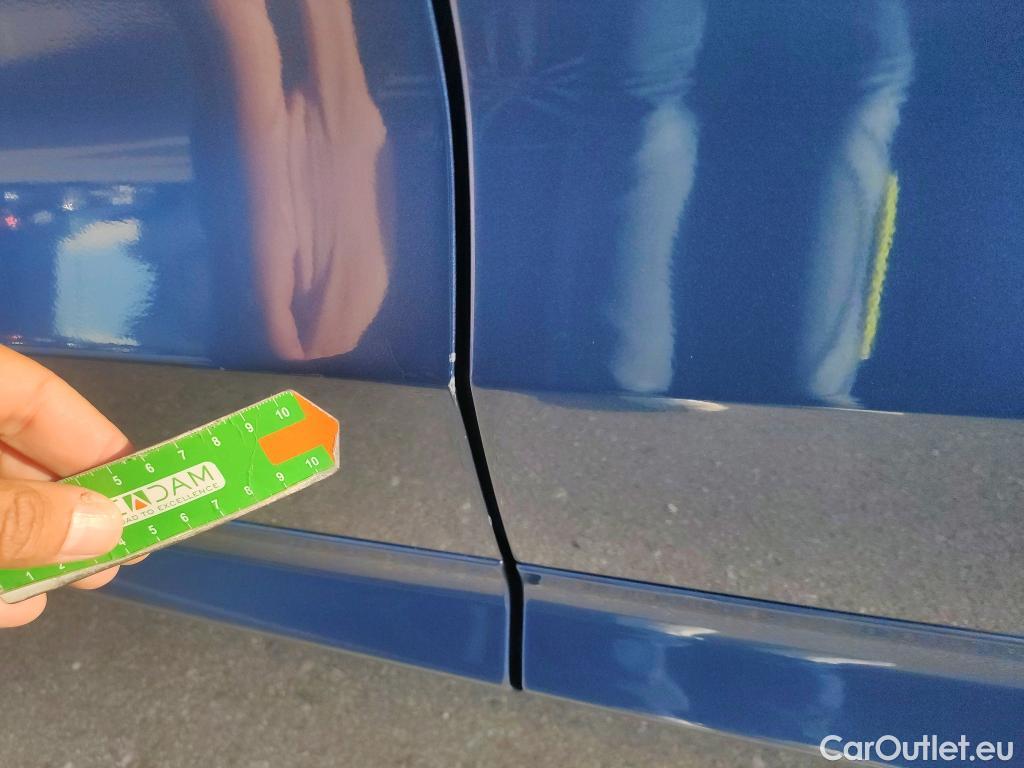  Volvo  XC60 VOLVO  / 2017 / 5P / todoterreno 2.0 T8 AWD R-Design Auto #10