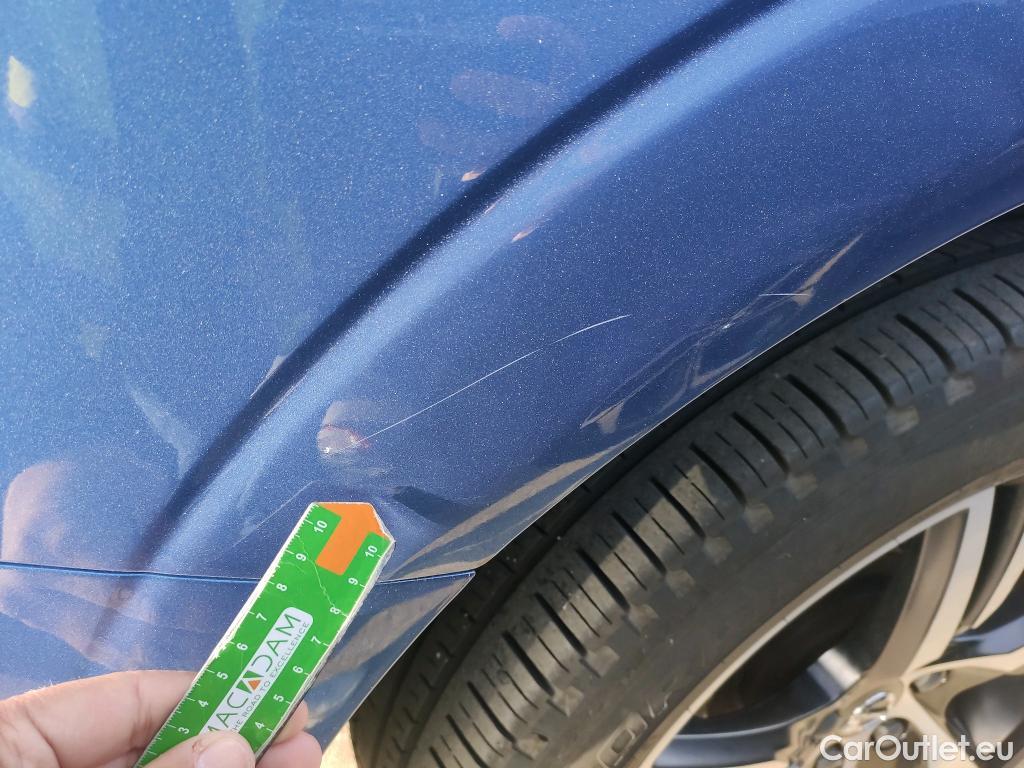  Volvo  XC60 VOLVO  / 2017 / 5P / todoterreno 2.0 T8 AWD R-Design Auto #12