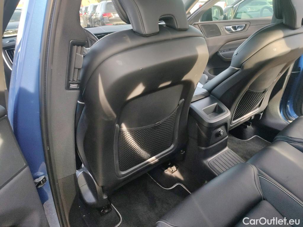  Volvo  XC60 VOLVO  / 2017 / 5P / todoterreno 2.0 T8 AWD R-Design Auto #15