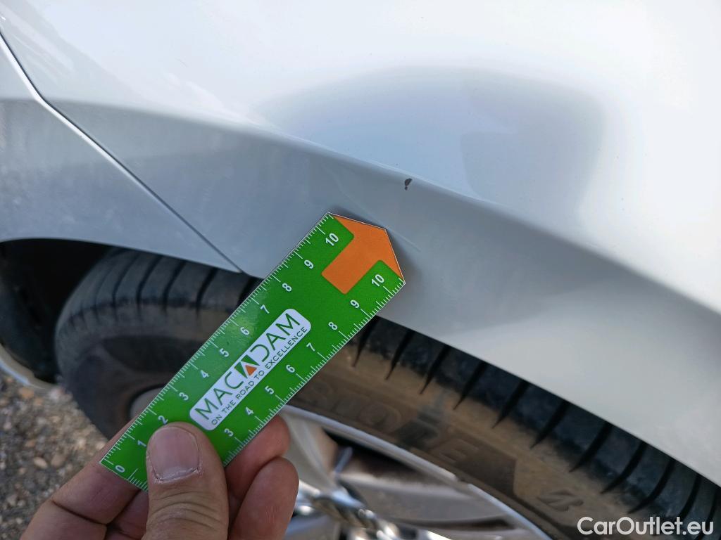  Volkswagen  Golf  VOLKSWAGEN / 2020 / 5P / berlina con portón 2.0 TDI 85kW (115CV) #20