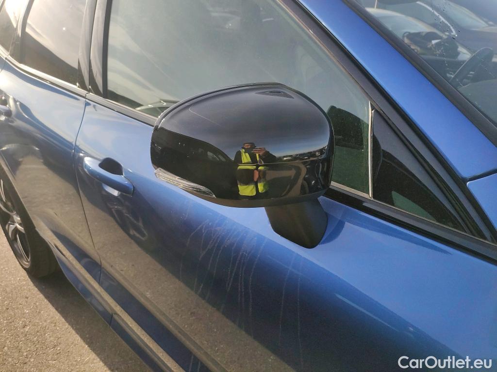  Volvo  XC60 VOLVO  / 2017 / 5P / todoterreno 2.0 T8 AWD R-Design Auto #25