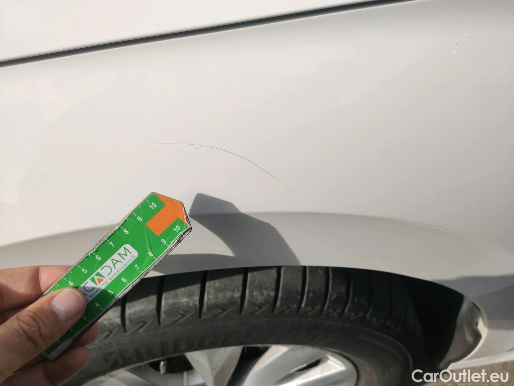  Skoda  KAMIQ SKODA  1.0 TSI 81kW (110CV) DSG Ambition #2