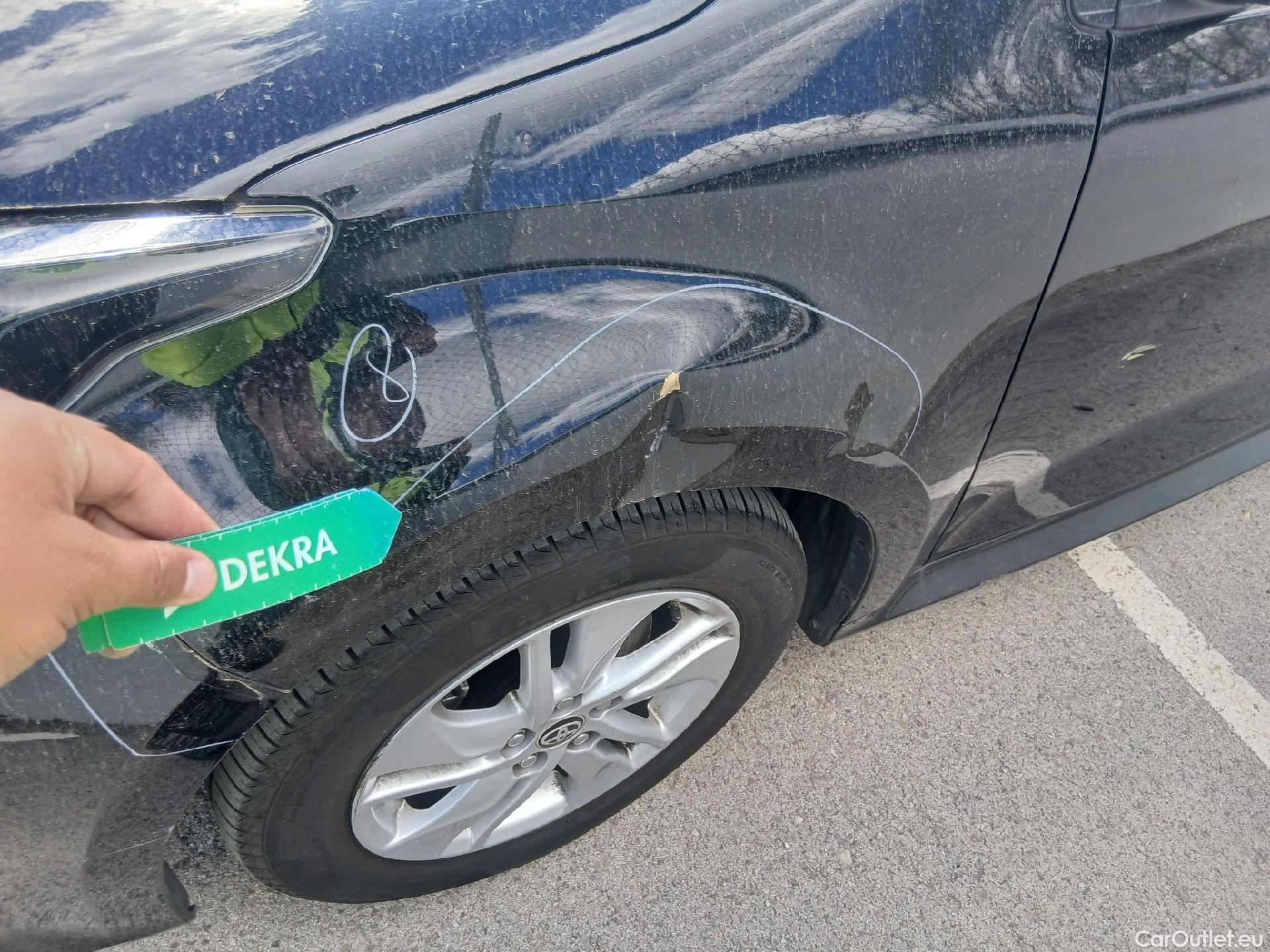  Toyota  Yaris TOYOTA  / 2020 / 5P / berlina con portón 1.5 120H Active Tech #9