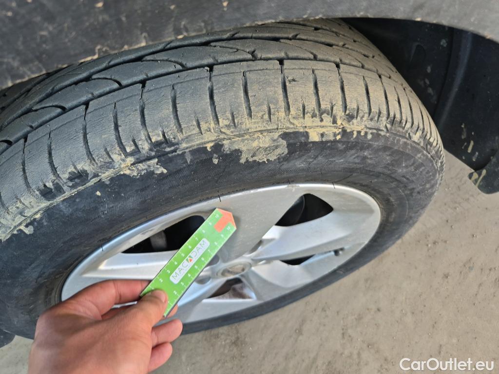  Nissan  Qashqai NISSAN  / 2017 / 5P / todoterreno dCi 85 kW (115 CV) E6D ACENTA #40