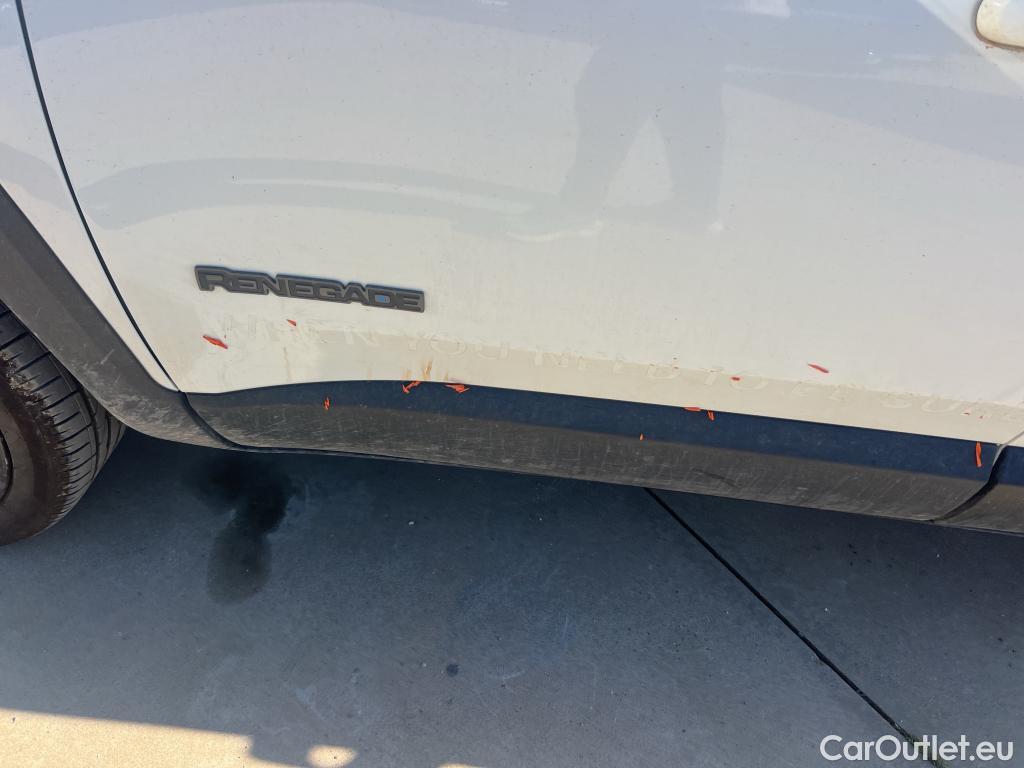  Jeep  Patriot JEEP Renegade / 2014 / 5P / todoterreno S 1.3 PHEV 177kW (240CV) AT AWD #13