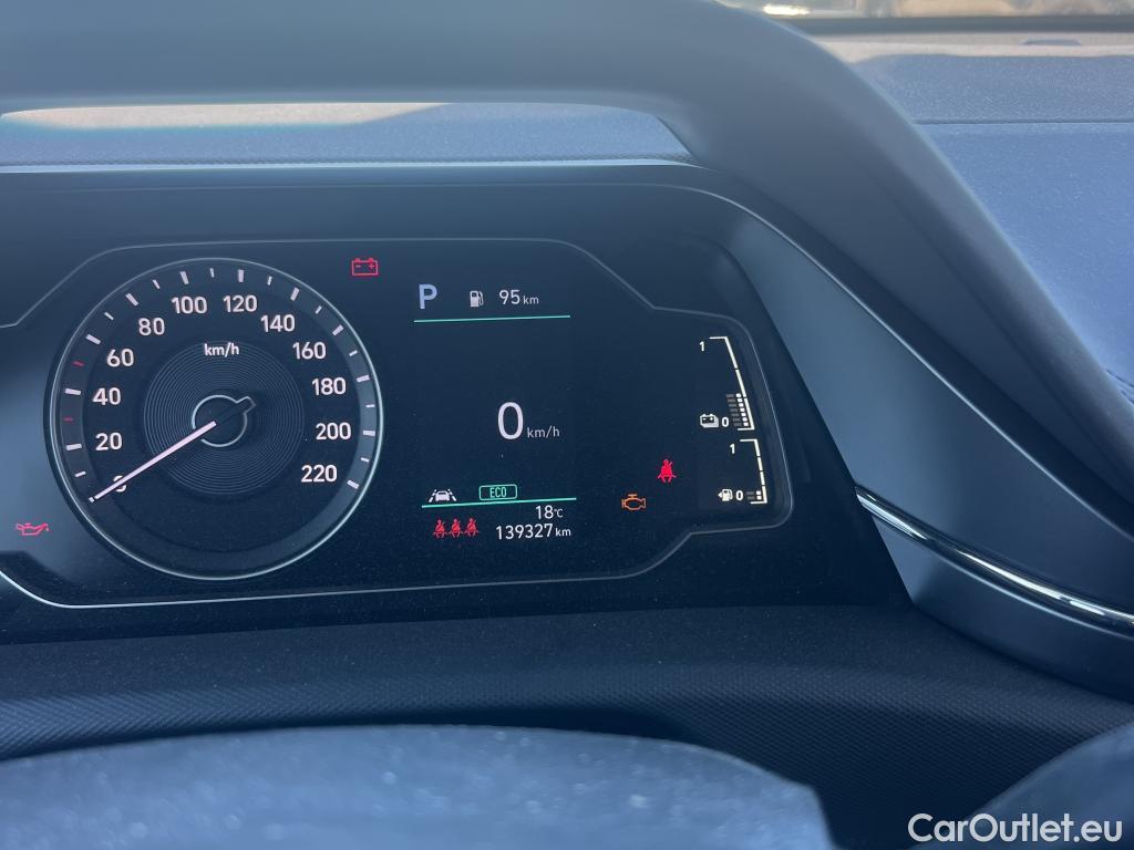  Hyundai   Ioniq HYUNDAI / 2019 / 5P / berlina con portón 1.6 GDI HEV Klass DCT #14