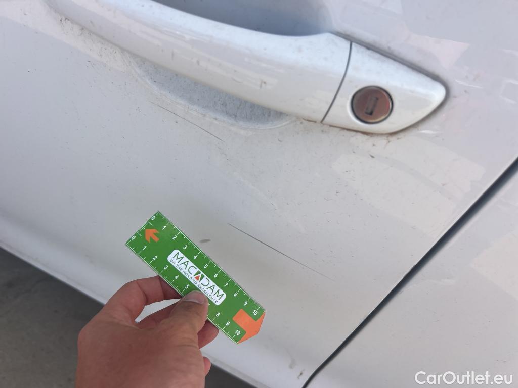  Opel  Corsa OPEL  1.2T XHL 74kW (100CV) Elegance #8