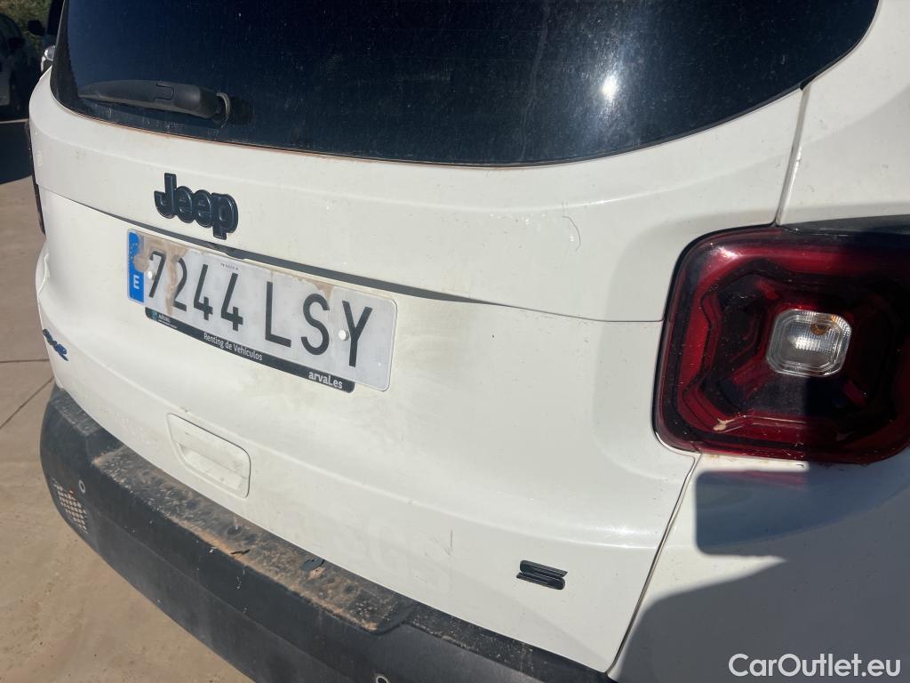  Jeep  Patriot JEEP Renegade / 2014 / 5P / todoterreno S 1.3 PHEV 177kW (240CV) AT AWD #3