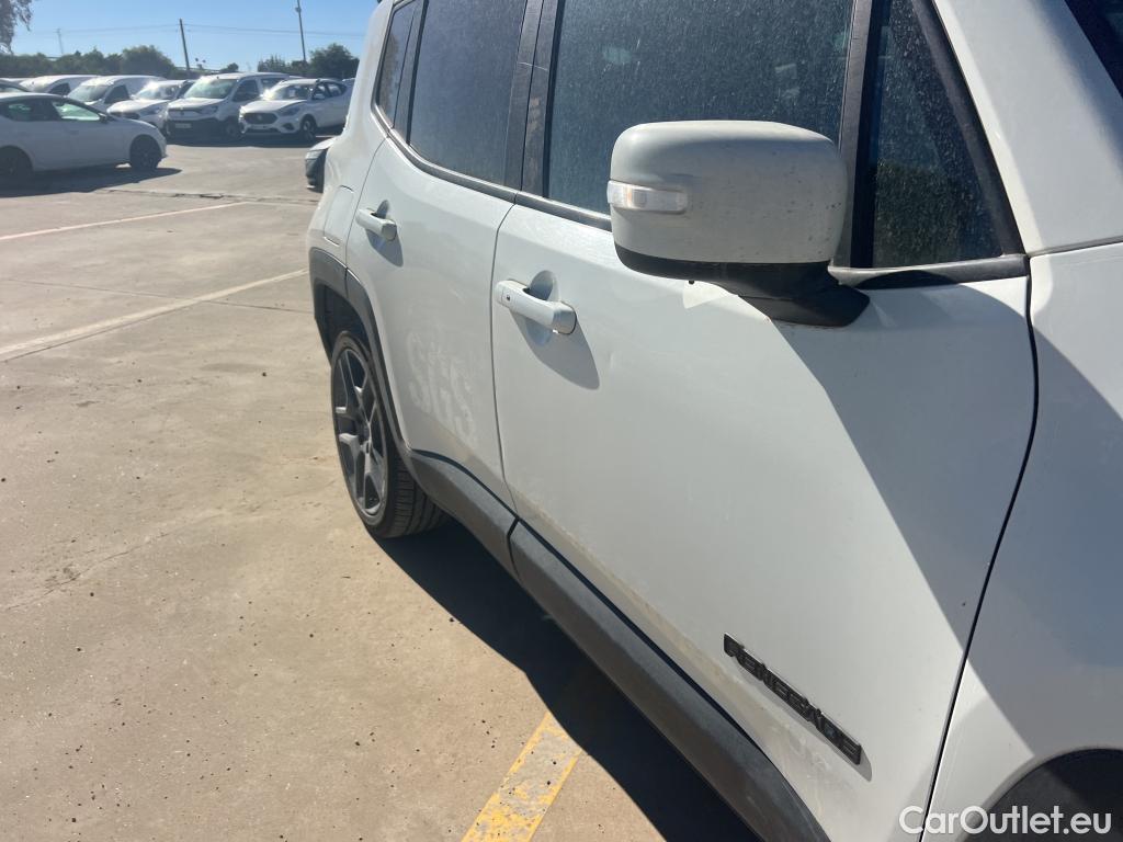  Jeep  Patriot JEEP Renegade / 2014 / 5P / todoterreno S 1.3 PHEV 177kW (240CV) AT AWD #14