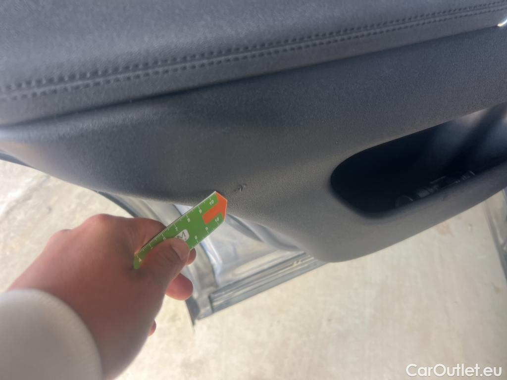  Land Rover  Discovery LAND ROVER  Sport / 2019 / 5P / todoterreno 2.0 Si4 200 PS AWD Auto MHEV S #25