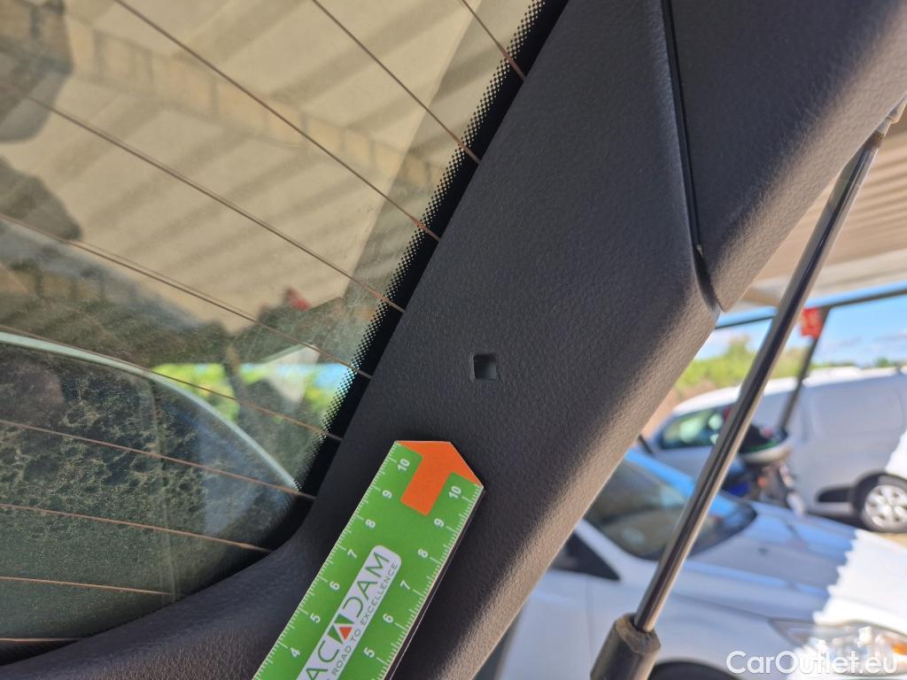  Nissan  Qashqai NISSAN  / 2017 / 5P / todoterreno dCi 85 kW (115 CV) E6D ACENTA #11