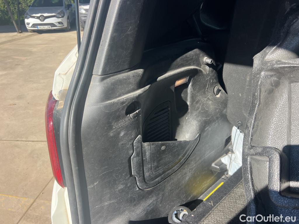  Jeep  Patriot JEEP Renegade / 2014 / 5P / todoterreno S 1.3 PHEV 177kW (240CV) AT AWD #36