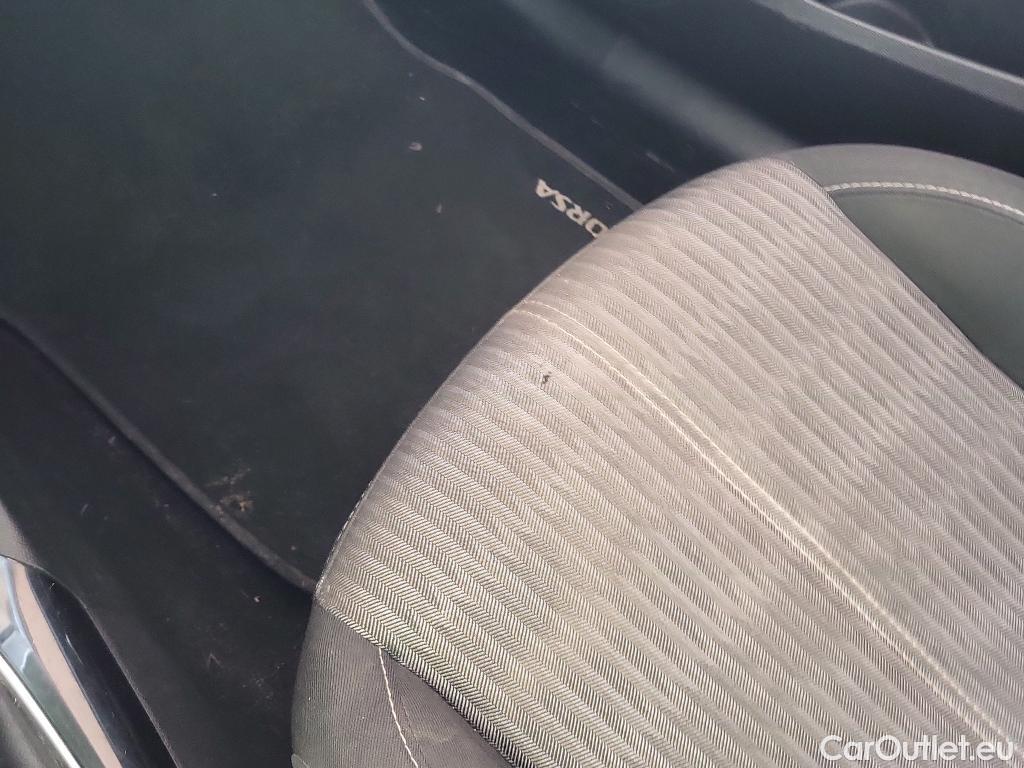  Opel  Corsa OPEL  / 2019 / 5P / berlina con portón 1.5D DT 74kW (100CV) Edition #11