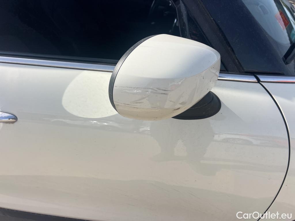  Mini  Cooper MINI MINI / 2014 / 5P / berlina con portón ONE 5 PUERTAS (CX) #40