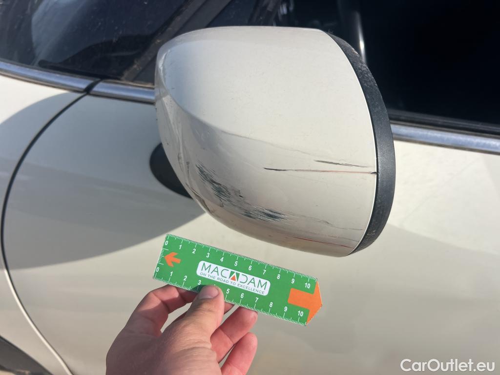  Mini  Cooper MINI MINI / 2014 / 5P / berlina con portón ONE 5 PUERTAS (CX) #39