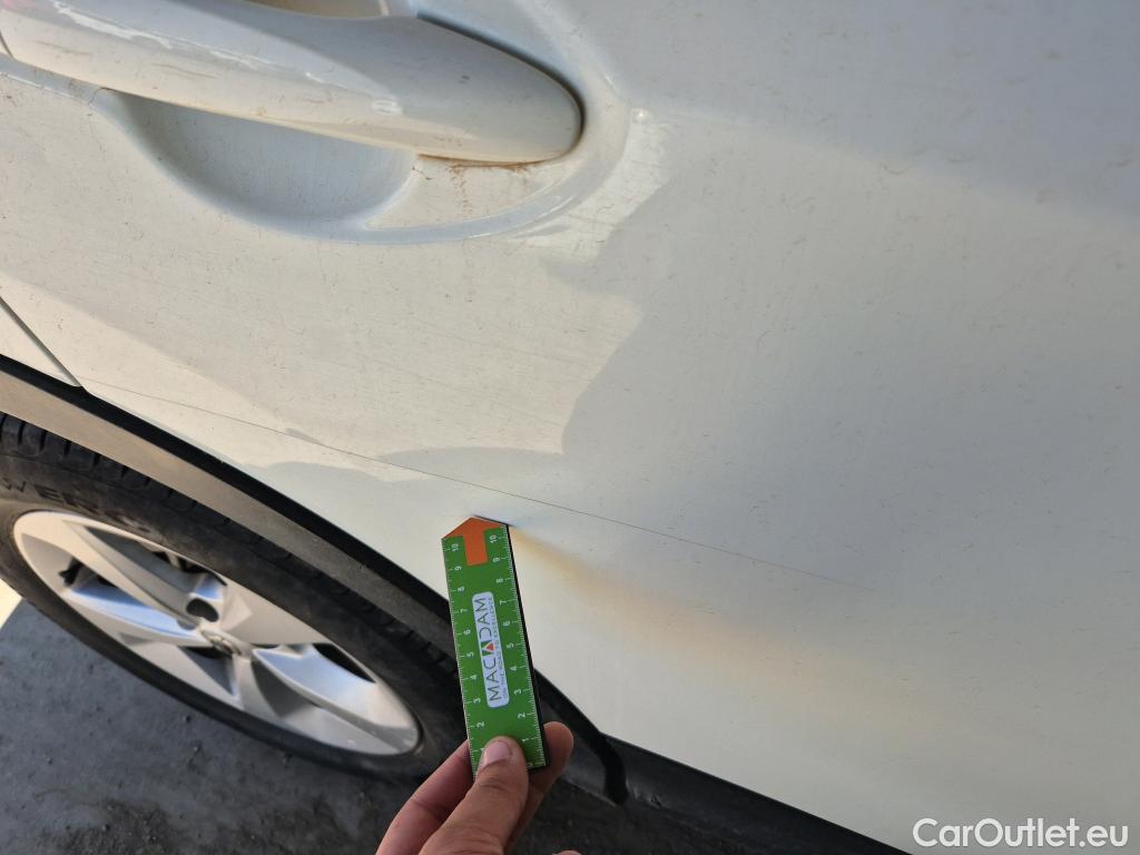  Nissan  Qashqai NISSAN  / 2017 / 5P / todoterreno dCi 85 kW (115 CV) E6D ACENTA #13