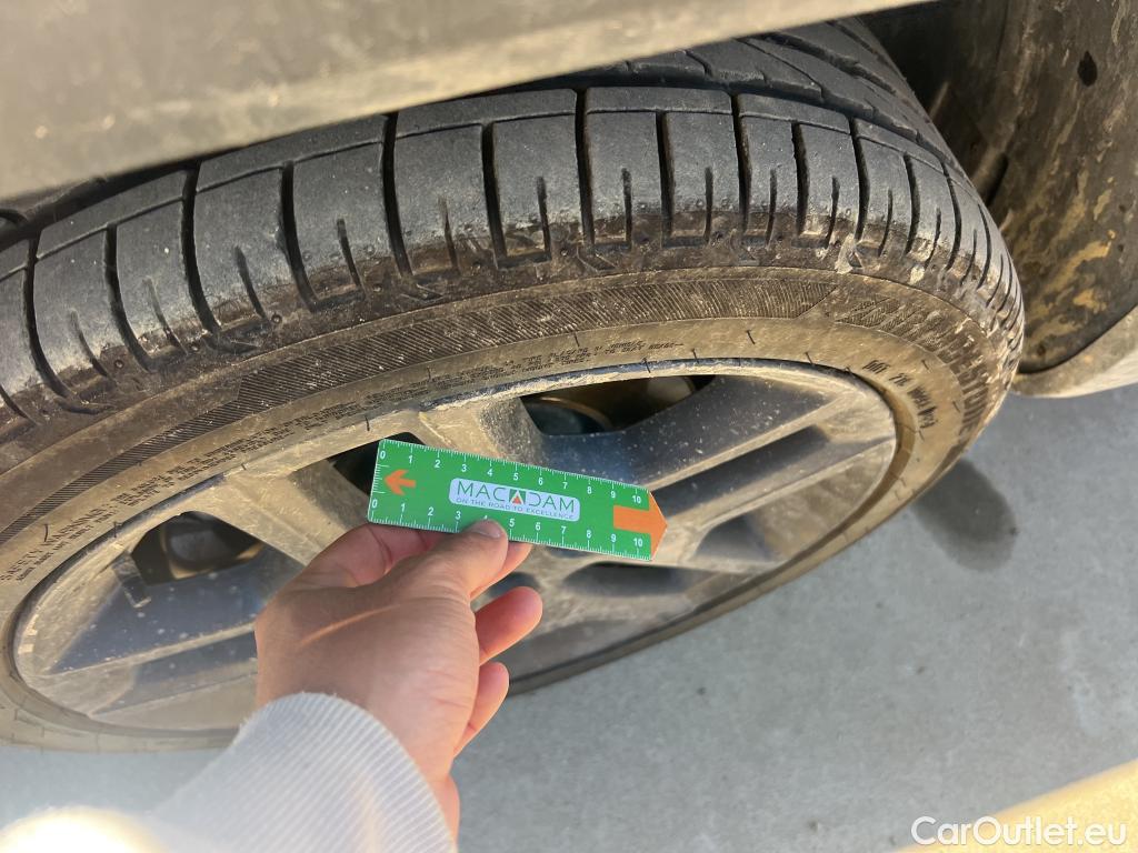  Jeep  Patriot JEEP Renegade / 2014 / 5P / todoterreno S 1.3 PHEV 177kW (240CV) AT AWD #22