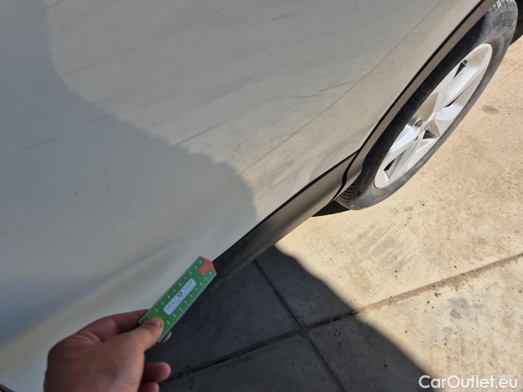  Nissan  Qashqai NISSAN  / 2017 / 5P / todoterreno dCi 85 kW (115 CV) E6D ACENTA #4