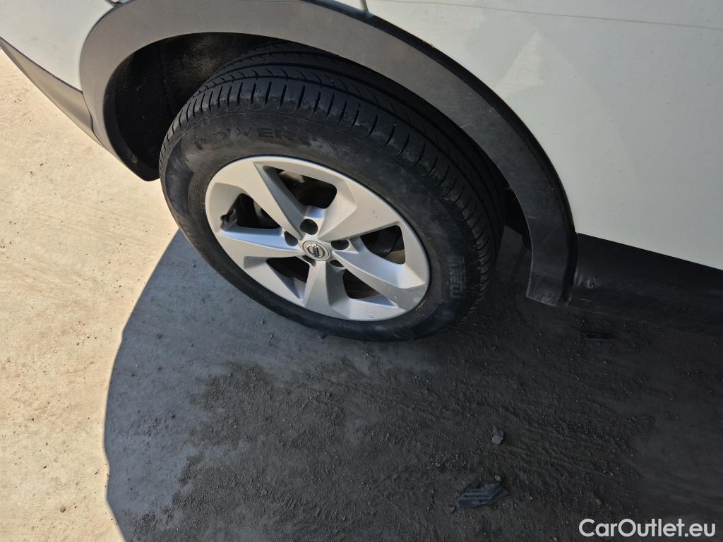  Nissan  Qashqai NISSAN  / 2017 / 5P / todoterreno dCi 85 kW (115 CV) E6D ACENTA #16