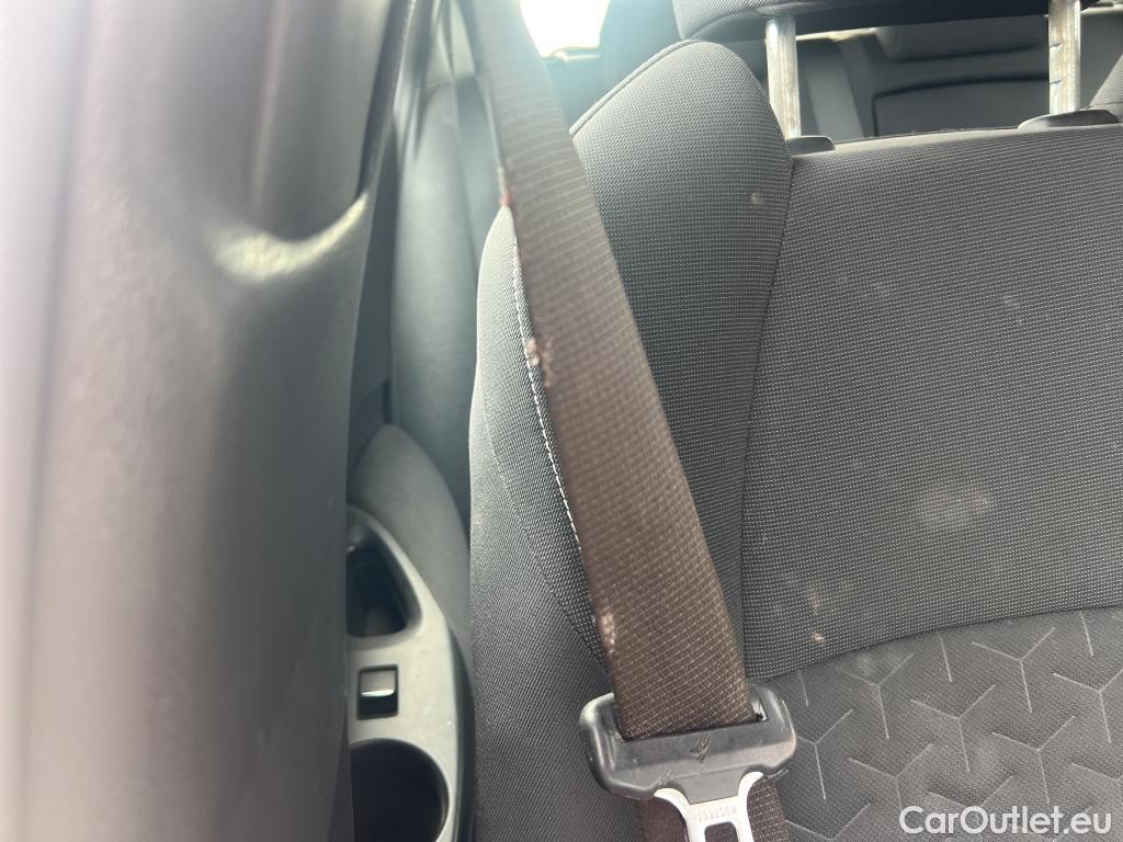  Toyota  Corolla TOYOTA  1.8 125H ACTIVE TECH E-CVT #40