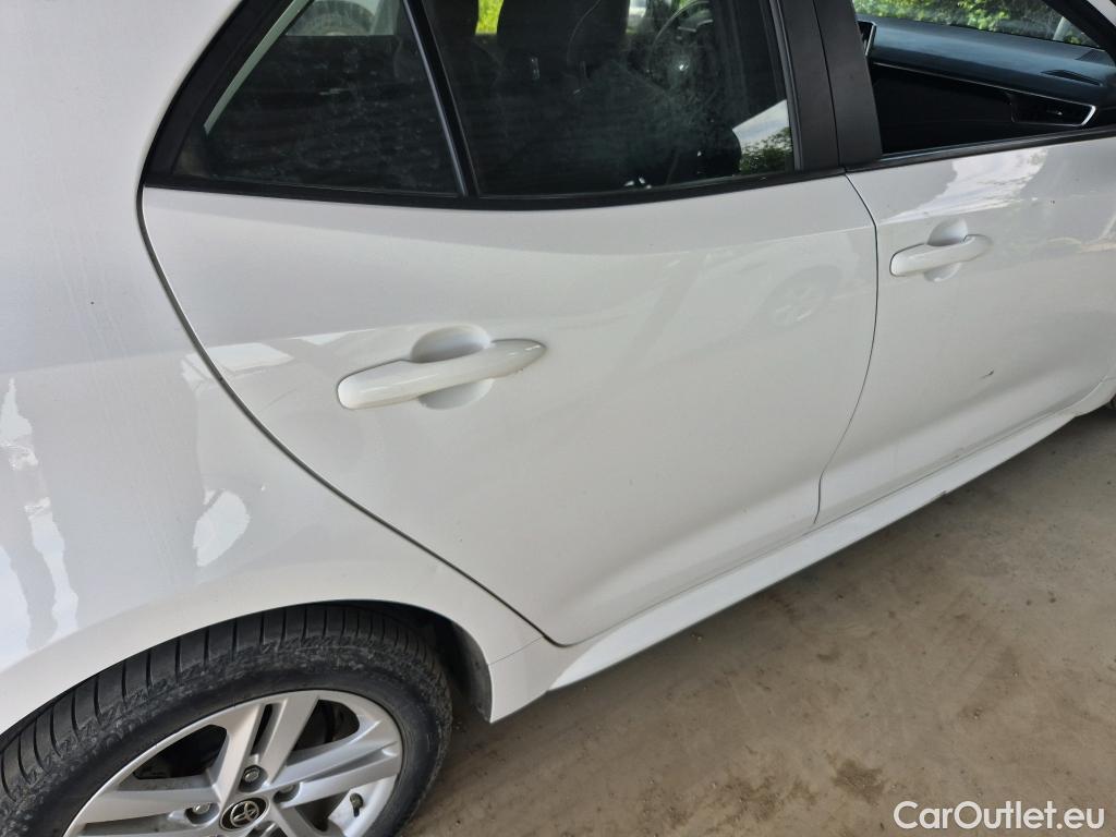  Toyota  Corolla TOYOTA  1.8 125H ACTIVE TECH E-CVT #27