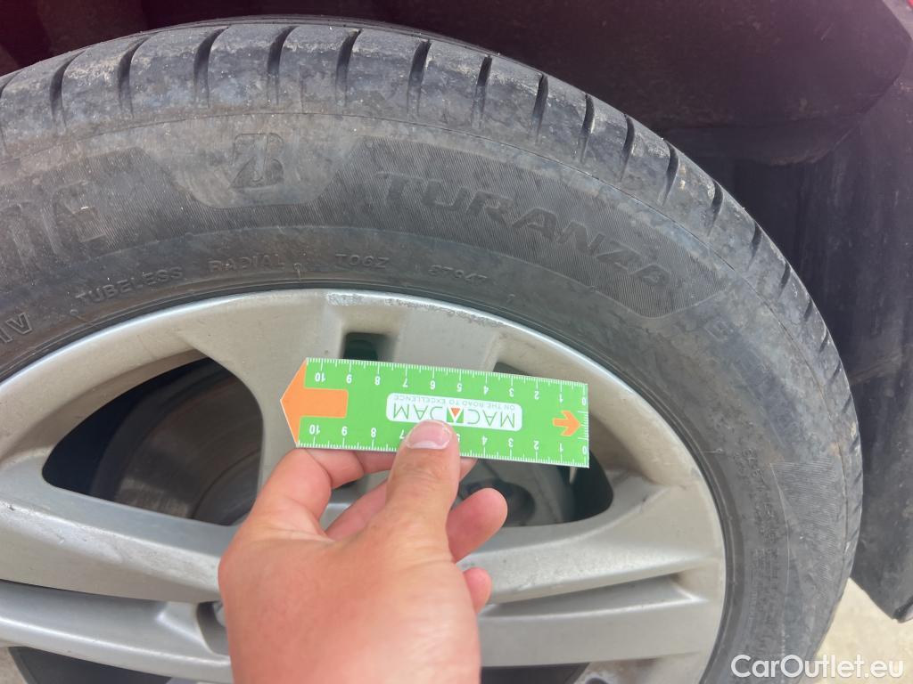  Toyota  Corolla TOYOTA  1.8 125H ACTIVE TECH E-CVT #18