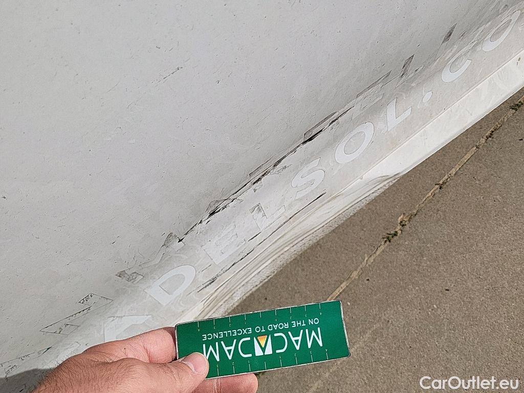  Peugeot  208 PEUGEOT  / 2019 / 5P / berlina con portón BlueHDi 73kW (100CV) Active Pack (AC) #8