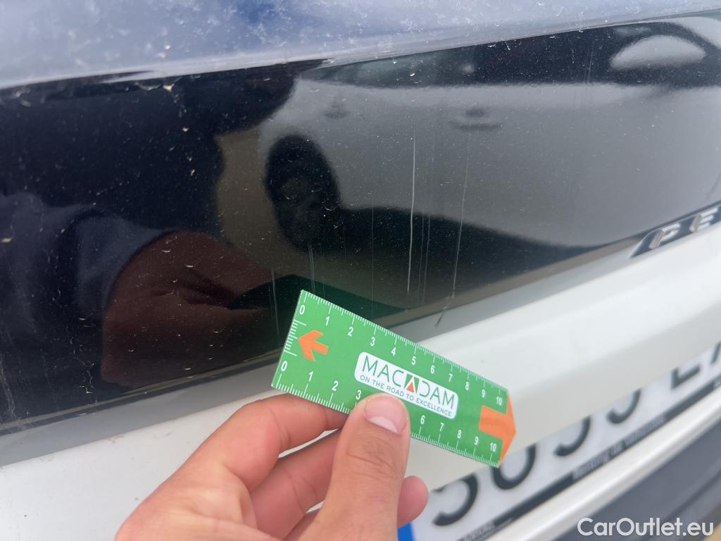  Peugeot  3008 PEUGEOT  / 2020 / 5P / todoterreno 1.2 PureTech 96KW S&S Active Pack EAT8 #2