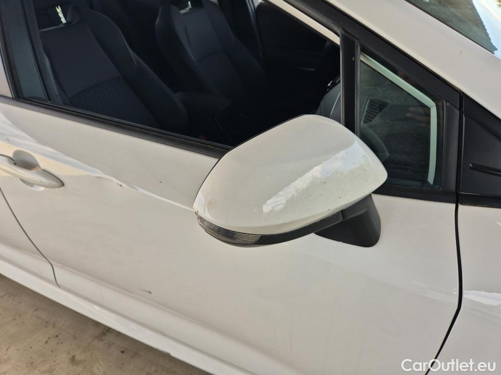  Toyota  Corolla TOYOTA  1.8 125H ACTIVE TECH E-CVT #23