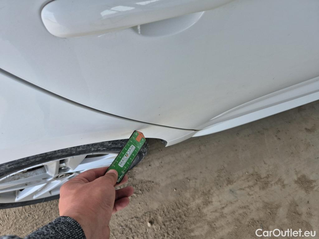  Toyota  Corolla TOYOTA  1.8 125H ACTIVE TECH E-CVT #26