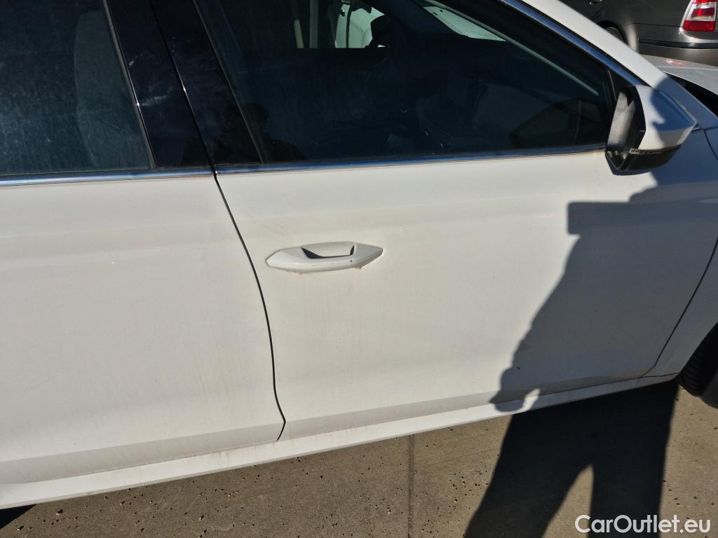  Skoda  Octavia SKODA  / 2020 / 5P / berlina con portón 2.0 TDI 110kW (150CV) Manual Ambition #12