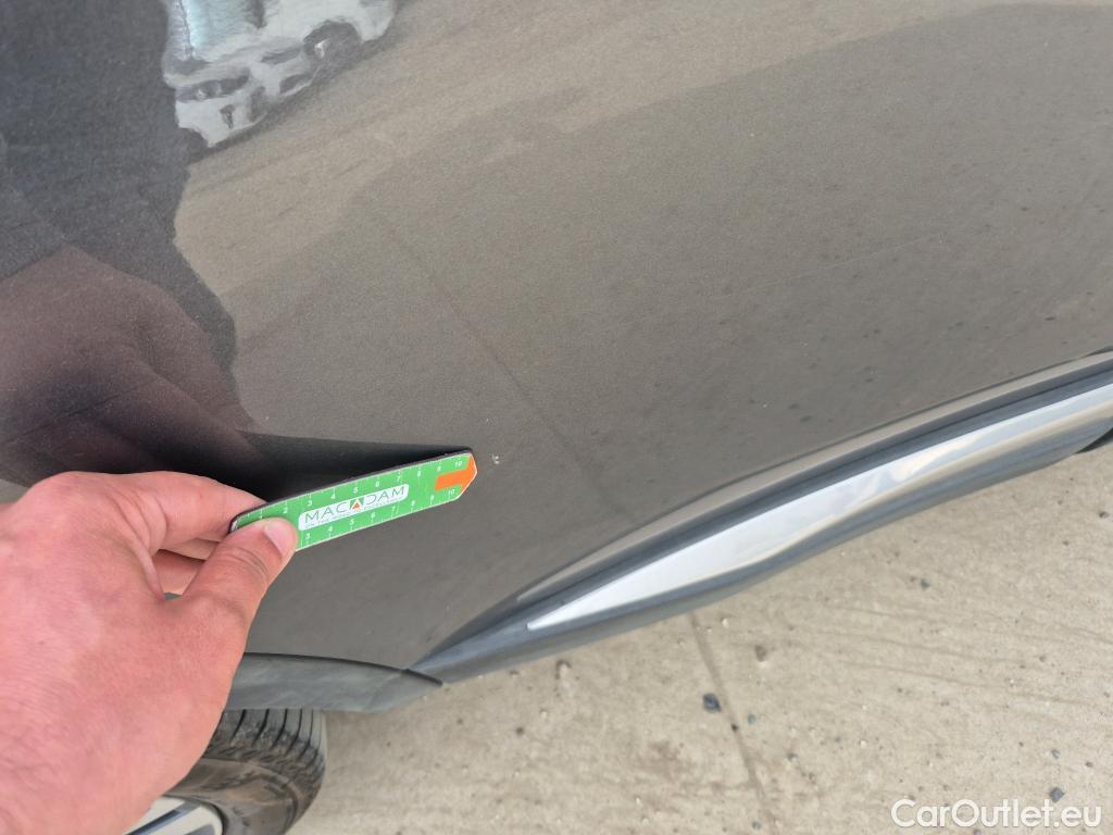  Peugeot  3008 PEUGEOT  Hybrid / 2020 / 5P / todoterreno 225 e-EAT8 Allure (AC2) #29