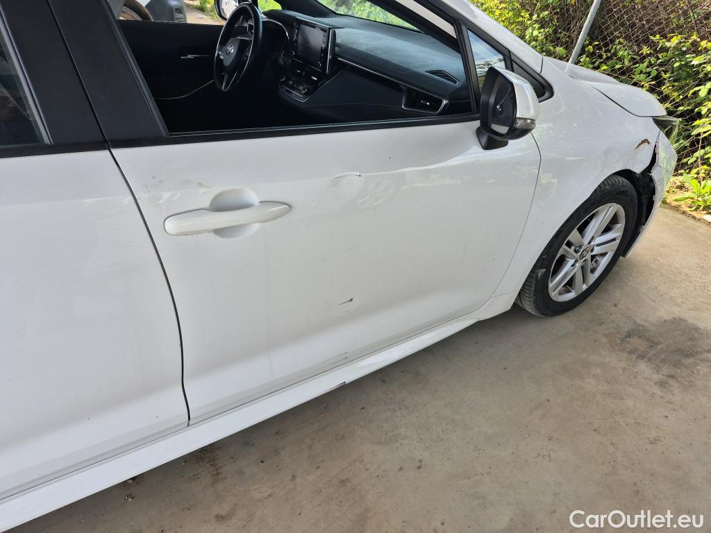  Toyota  Corolla TOYOTA  1.8 125H ACTIVE TECH E-CVT #9