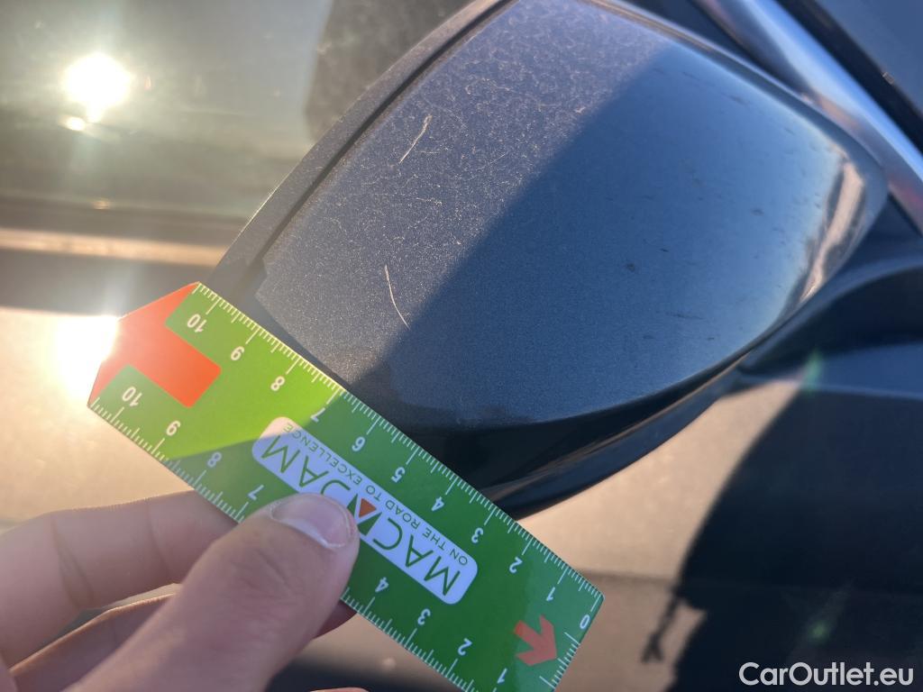  Volkswagen  T-ROC VOLKSWAGEN  / 2017 / 5P / todoterreno Advance 2.0 TDI 85kW (115CV) #16