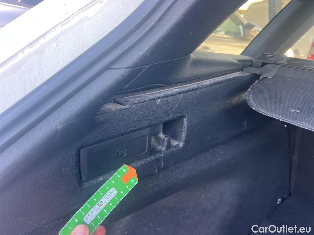  Toyota  Corolla TOYOTA  / 2019 / 5P / familiar 1.8 125H ACTIVE TECH E-CVT TOU SPORT #12