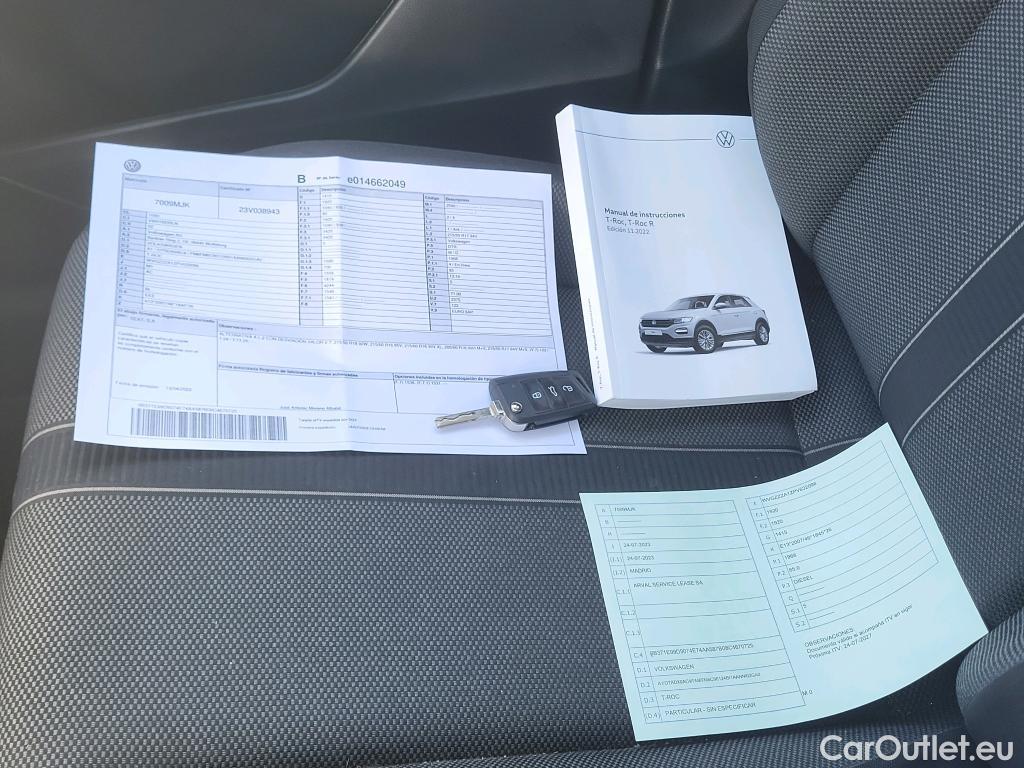  Volkswagen  T-ROC  Life 2.0 TDI 115CV MT6 E6d #1