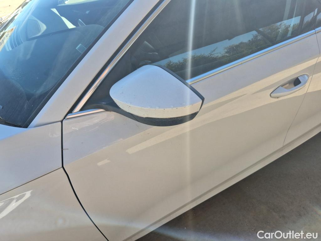  Skoda  Octavia SKODA  / 2020 / 5P / berlina con portón 2.0 TDI 110kW (150CV) Manual Ambition #18