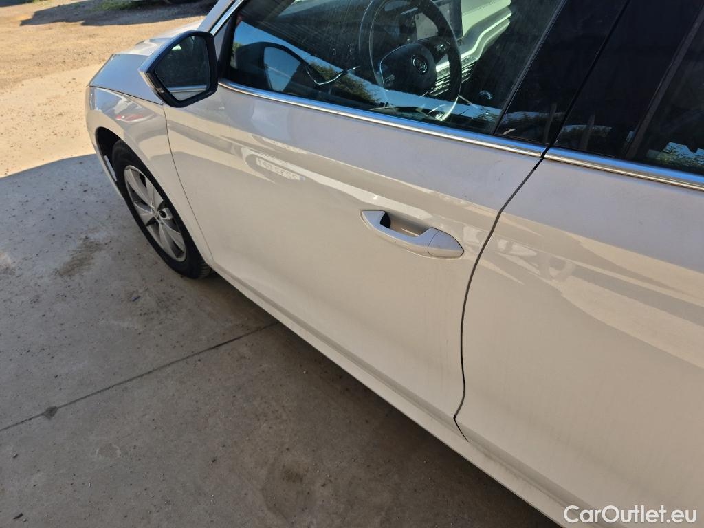  Skoda  Octavia SKODA  / 2020 / 5P / berlina con portón 2.0 TDI 110kW (150CV) Manual Ambition #16