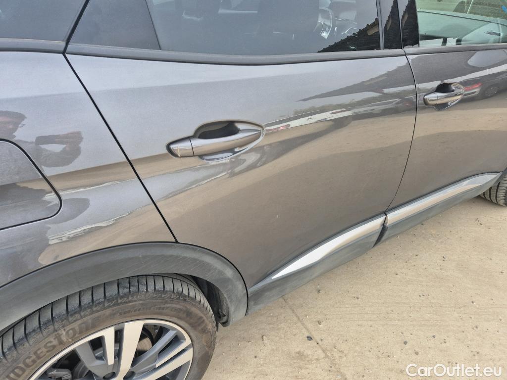  Peugeot  3008 PEUGEOT  Hybrid / 2020 / 5P / todoterreno 225 e-EAT8 Allure (AC2) #28