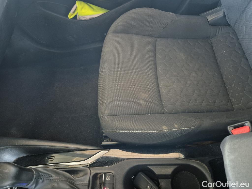  Toyota  Corolla TOYOTA  1.8 125H ACTIVE TECH E-CVT #30