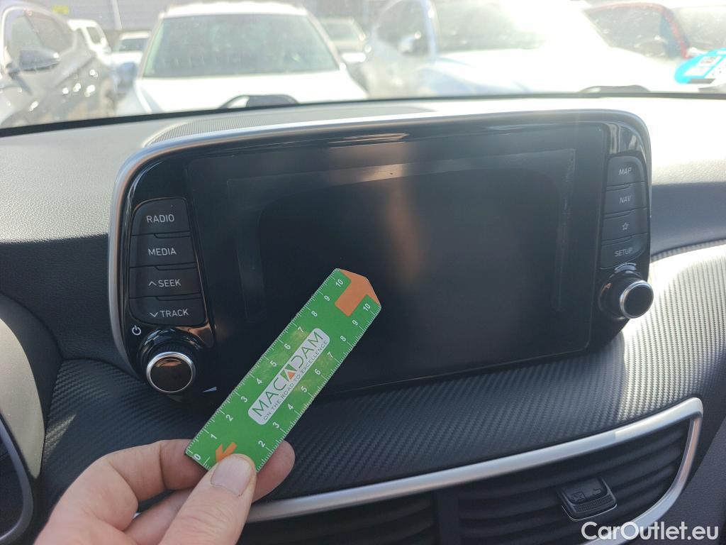  Hyundai  Tucson HYUNDAI  / 2018 / 5P / todoterreno 1.6 CRDI 85kW (116CV) 48V SLE 4X2(SP)(SL) #25